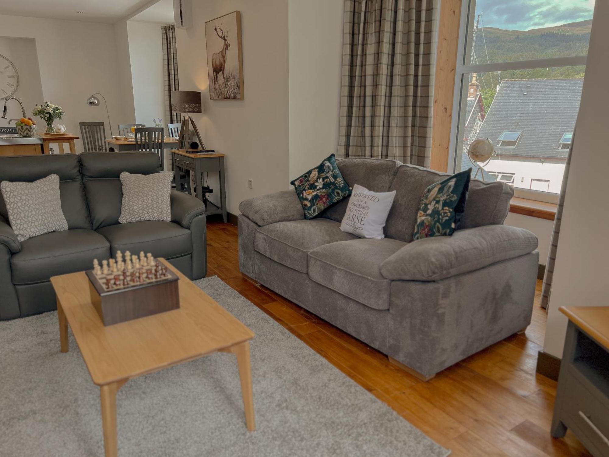 Loch Ness Gatehouse Apartments Fort Augustus Bagian luar foto